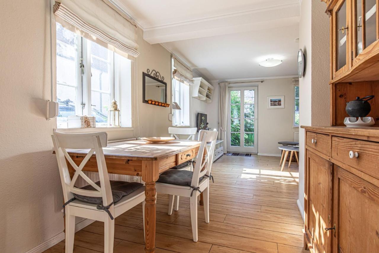 Fewo1846 - Gerty Molzen - Komfortable 2-Zimmer-Wohnung Mit Terrasse Im Stadtzentrum Flensburgo Esterno foto